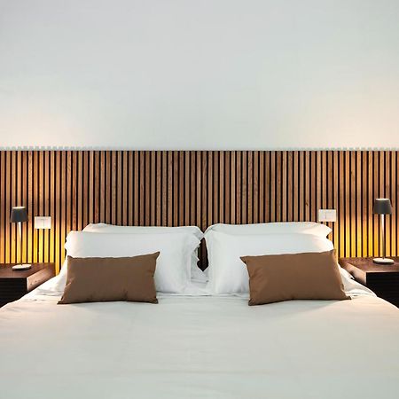 Reef Suites Olbia Bagian luar foto