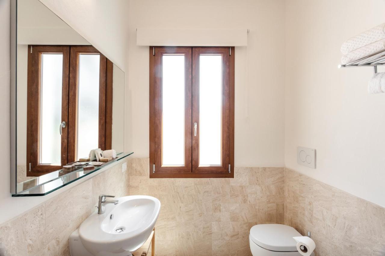 Reef Suites Olbia Bagian luar foto