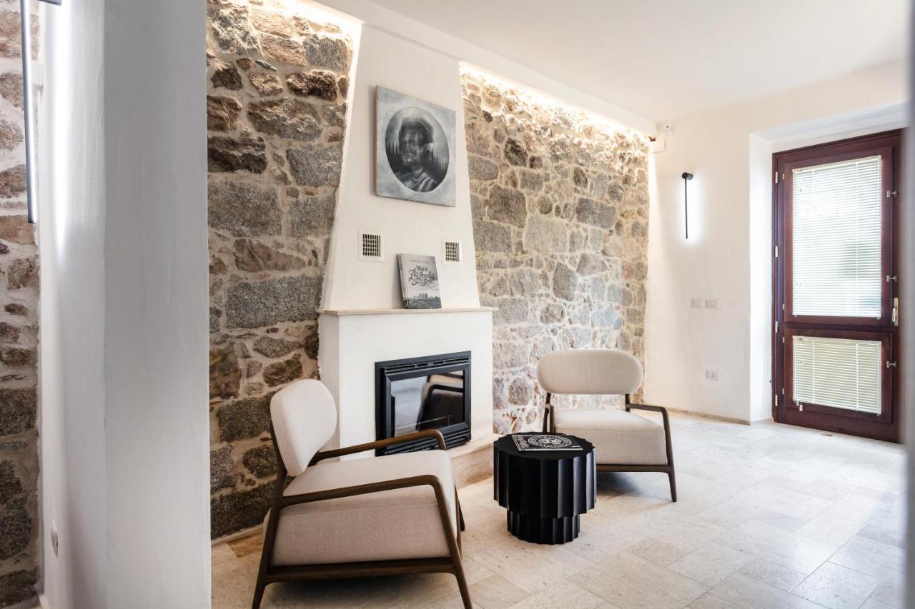 Reef Suites Olbia Bagian luar foto
